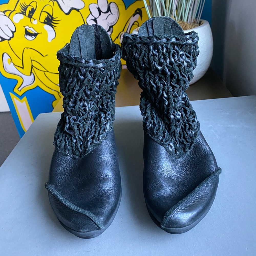 RARE Trippen Crochet Leather Witchy Boots goth hippie 90s punk grunge 38 7.5 39